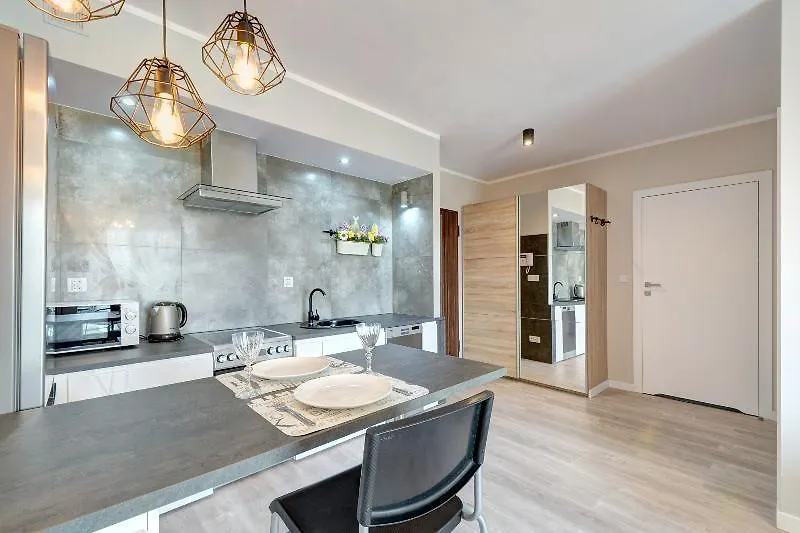 Dom & House - Apartments Chmielna Park Γκντανσκ